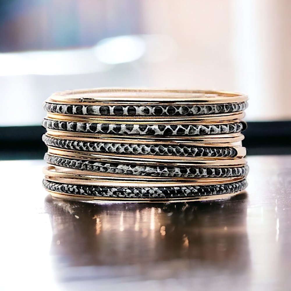 38195  Snakeskin Bangle Bracelets